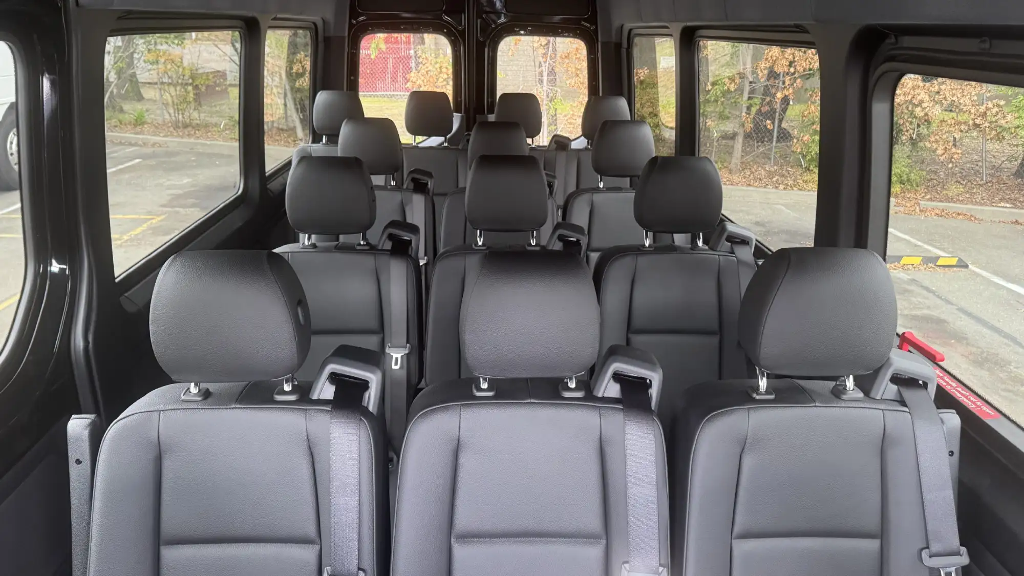 Mercedes Sprinter (14 guests)